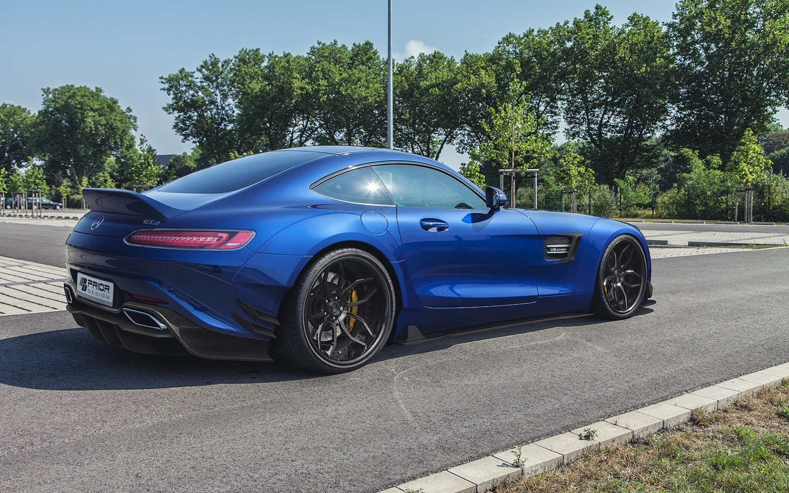 prior-widebody-merc-amg-gts-1