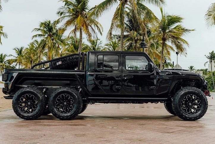 dupontregistry_241873313_1524921371179155_3156592016178501304_n