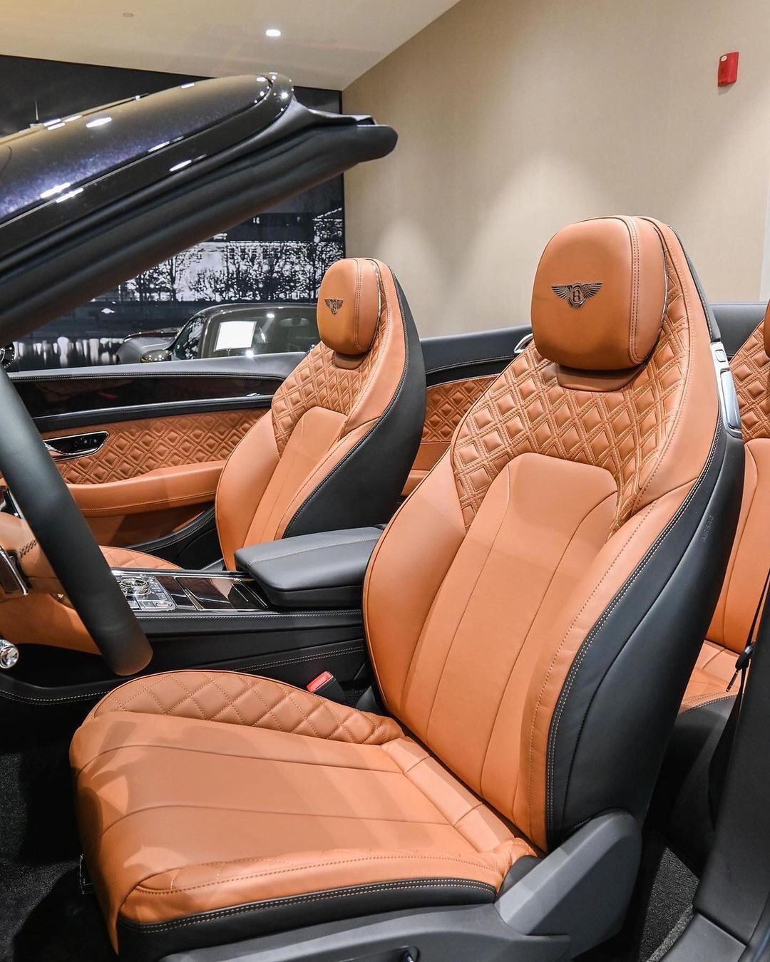 bentleyc1ub_226380155_4602021299831003_1721070698202431603_n