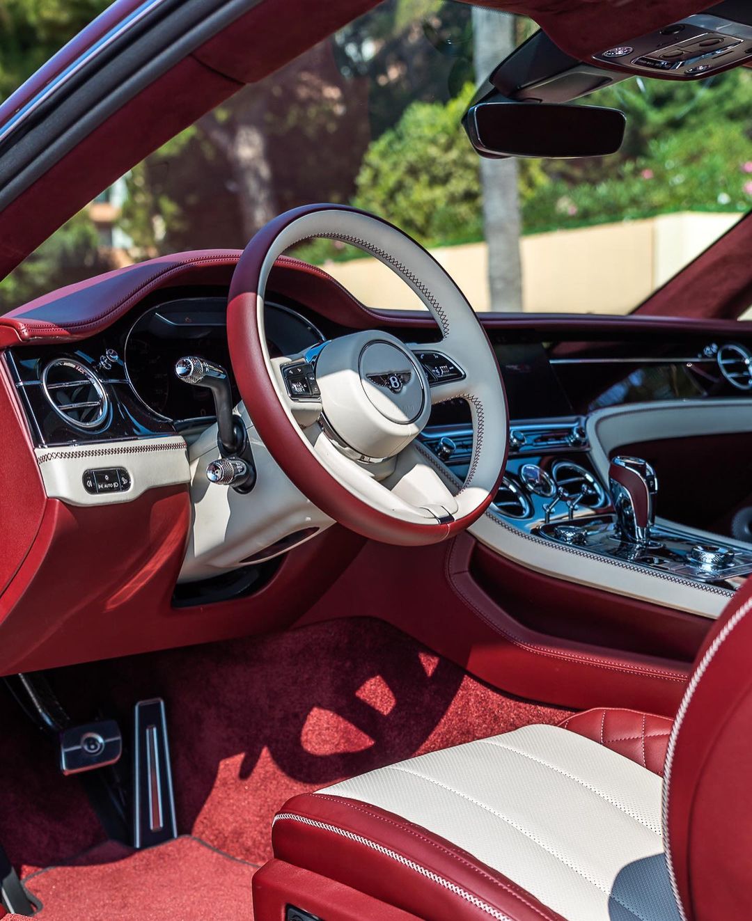 bentleymonaco_238543778_1481308762234258_3055334129906083075_n