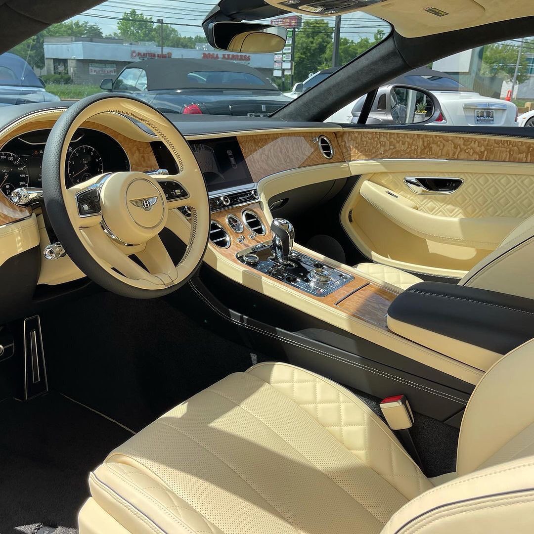 bentleycollector_240407823_509420440154225_6675154045617541913_n