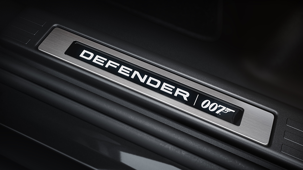 Defender_Bond_Edition4