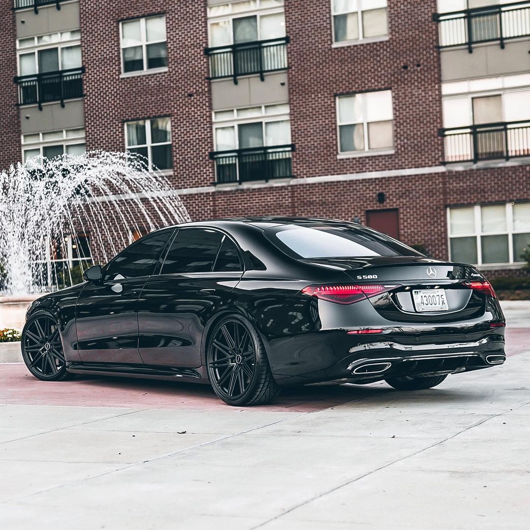 2021 Mercedes-Benz S580 on Black Vossen Wheels