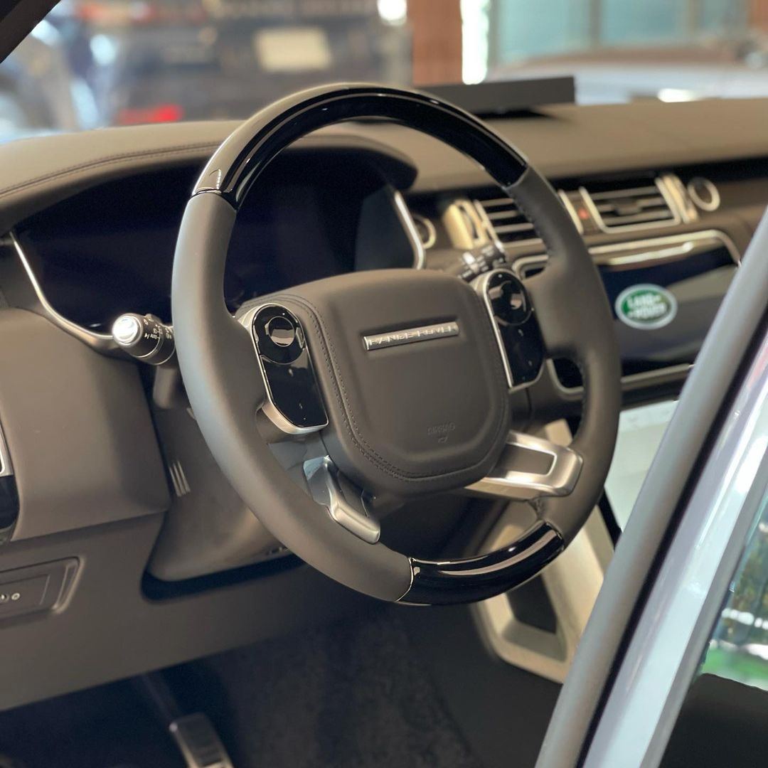 landroverparsippany_246473356_401257421495843_1534988291748748245_n