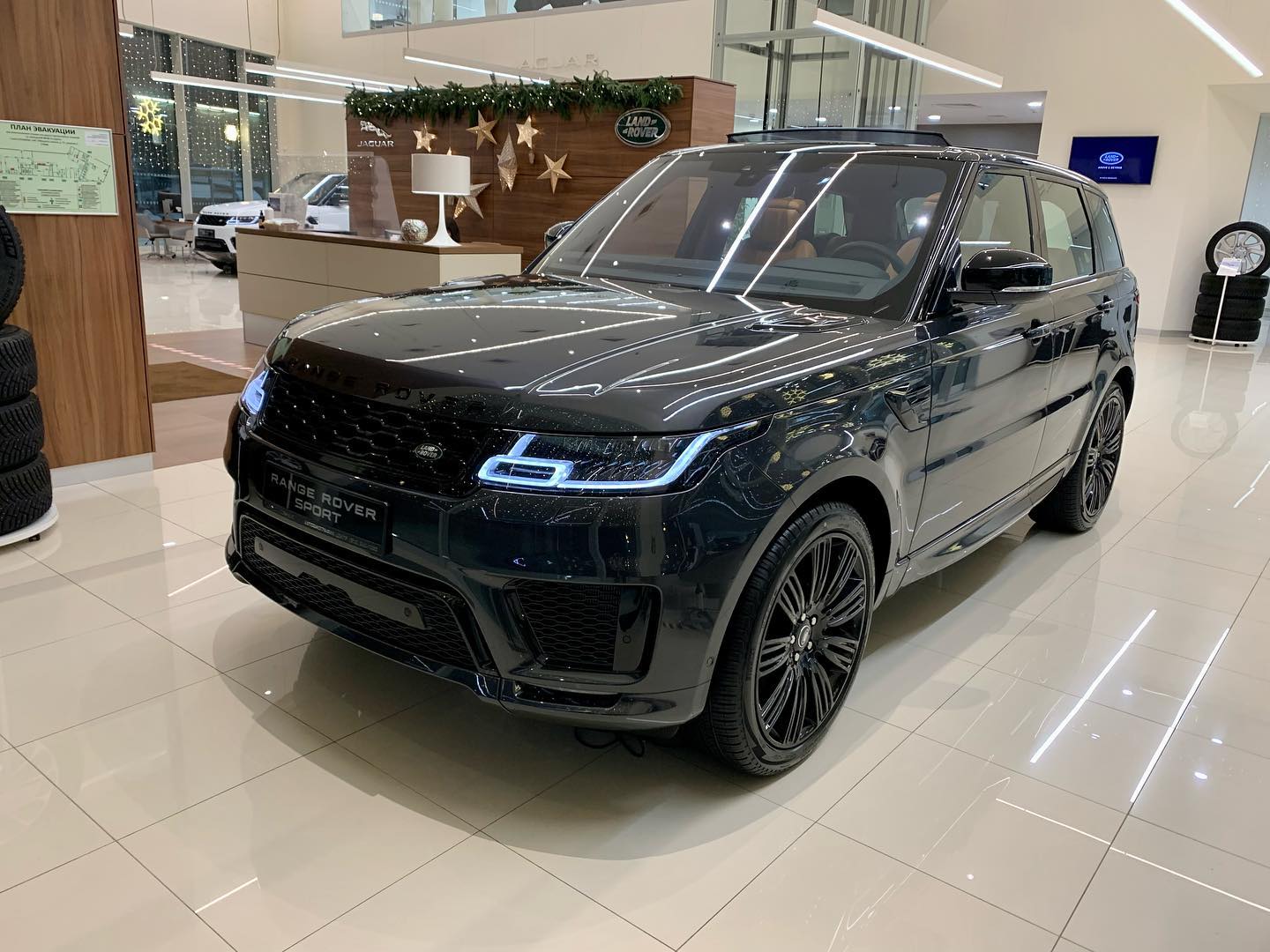 sales_manager_jlr_262803381_330933105126910_6433936483160409720_n