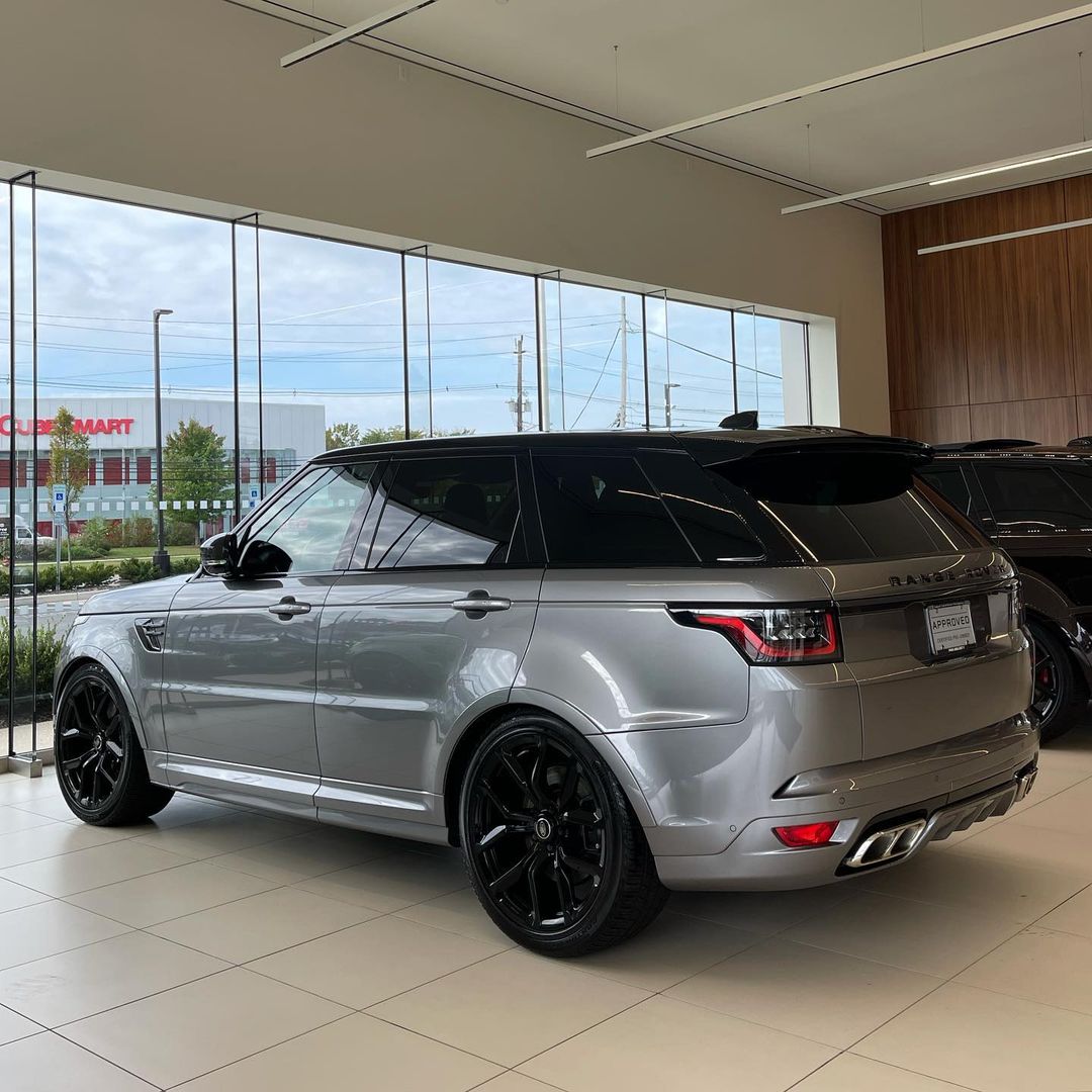 landroverparsippany_244655206_998237491023267_8372968813959866786_n
