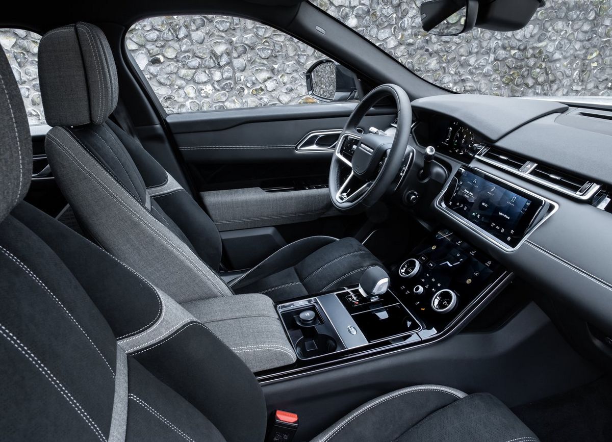 Land_Rover-Range_Rover_Velar-2021-1280-7f