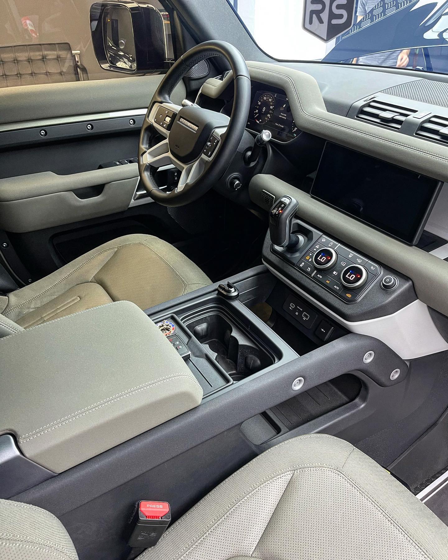 rsautocare.om_278937432_776643503272056_9036457919614617185_n