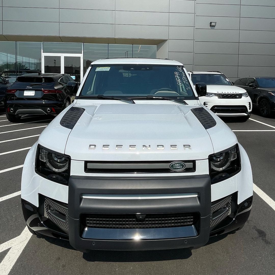 landroverparsippany_209578795_523170572338553_2973012189367458722_n