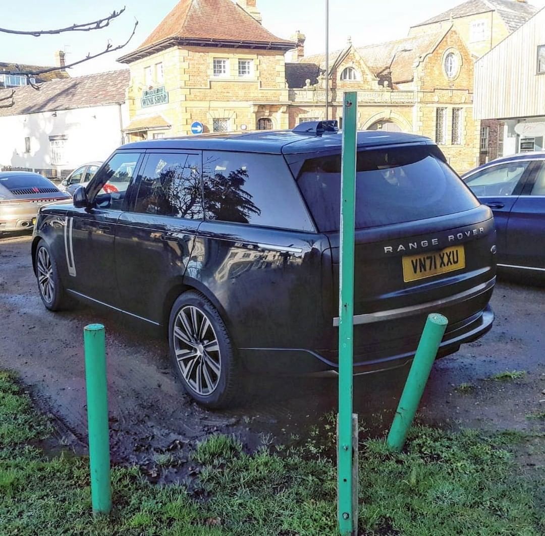 tremendous_automobiles_272124603_608159093604850_4023102397062097833_n