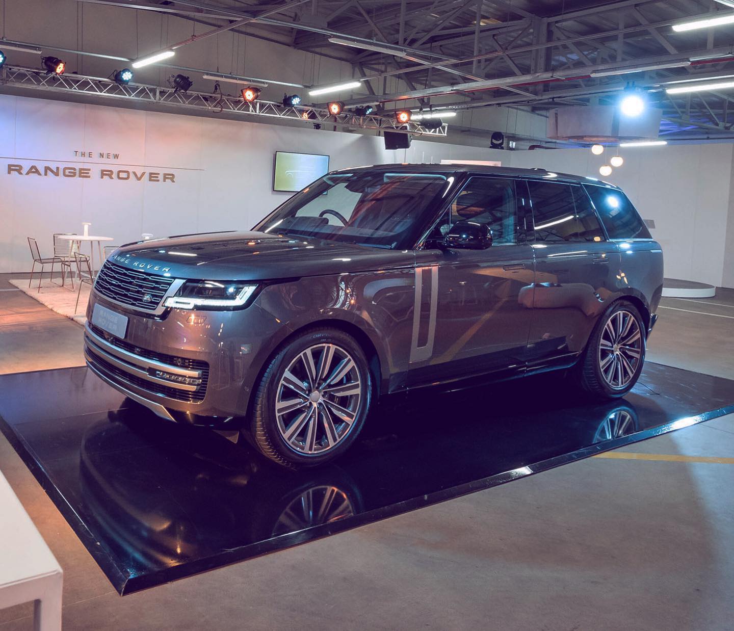 tremendous_automobiles_273217255_255849870027744_2327185994312483503_n