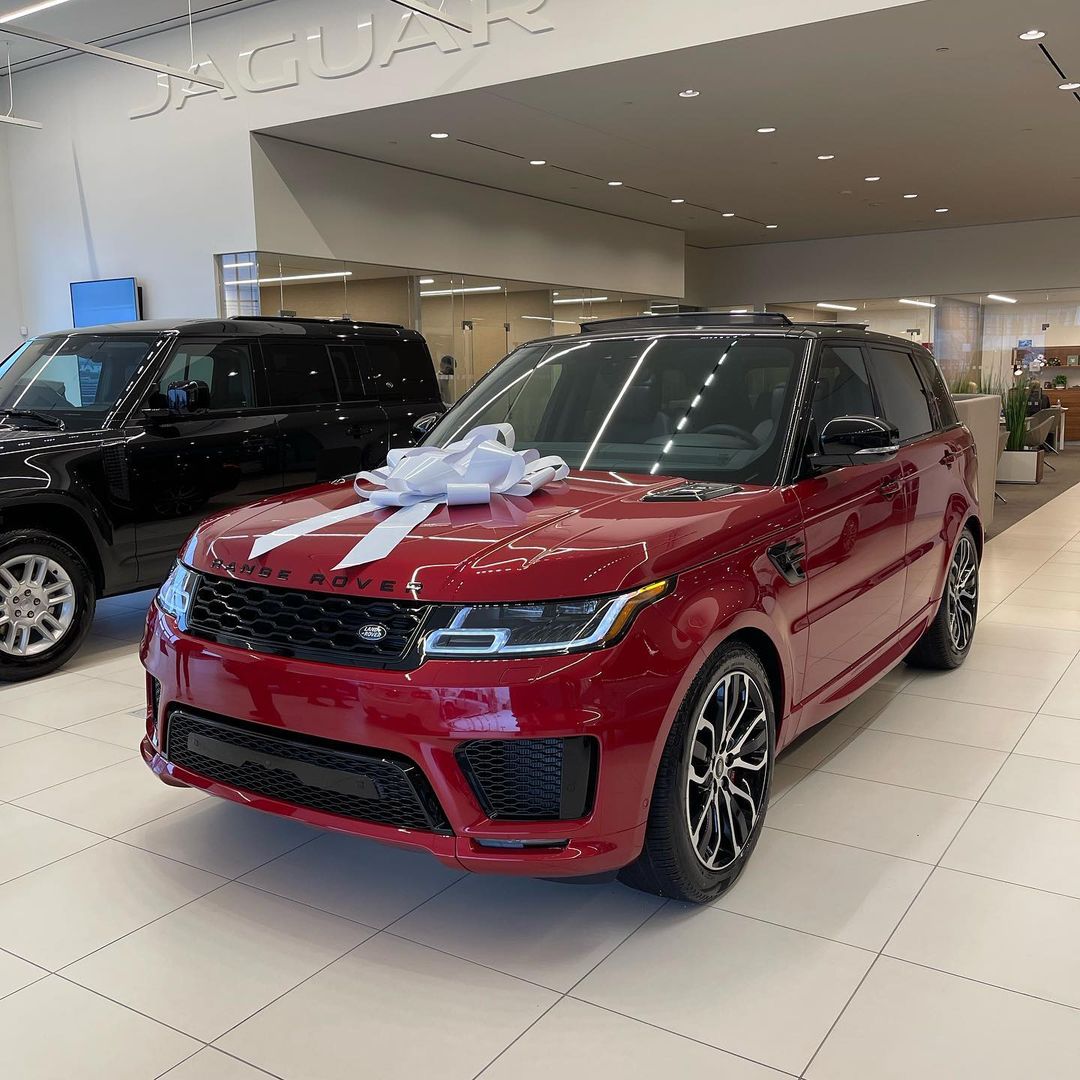landroverparsippany_270191068_489619545836777_7053242042926062551_n