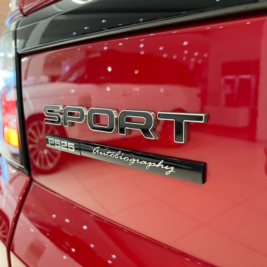 landroverparsippany_270209772_1095638207863621_6500131516327900295_n