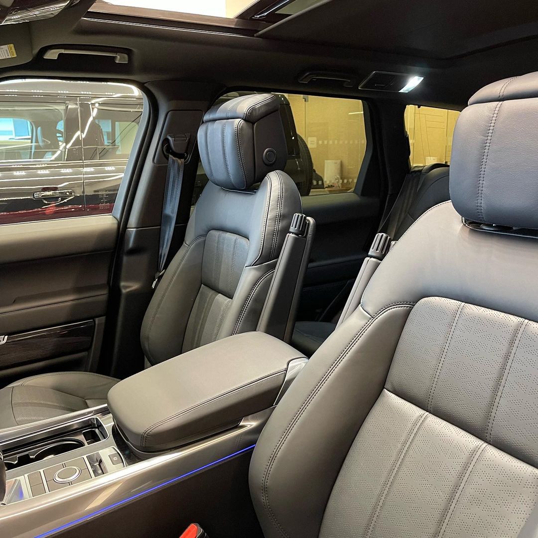 landroverparsippany_270423858_336622384691119_7370672859614393619_n