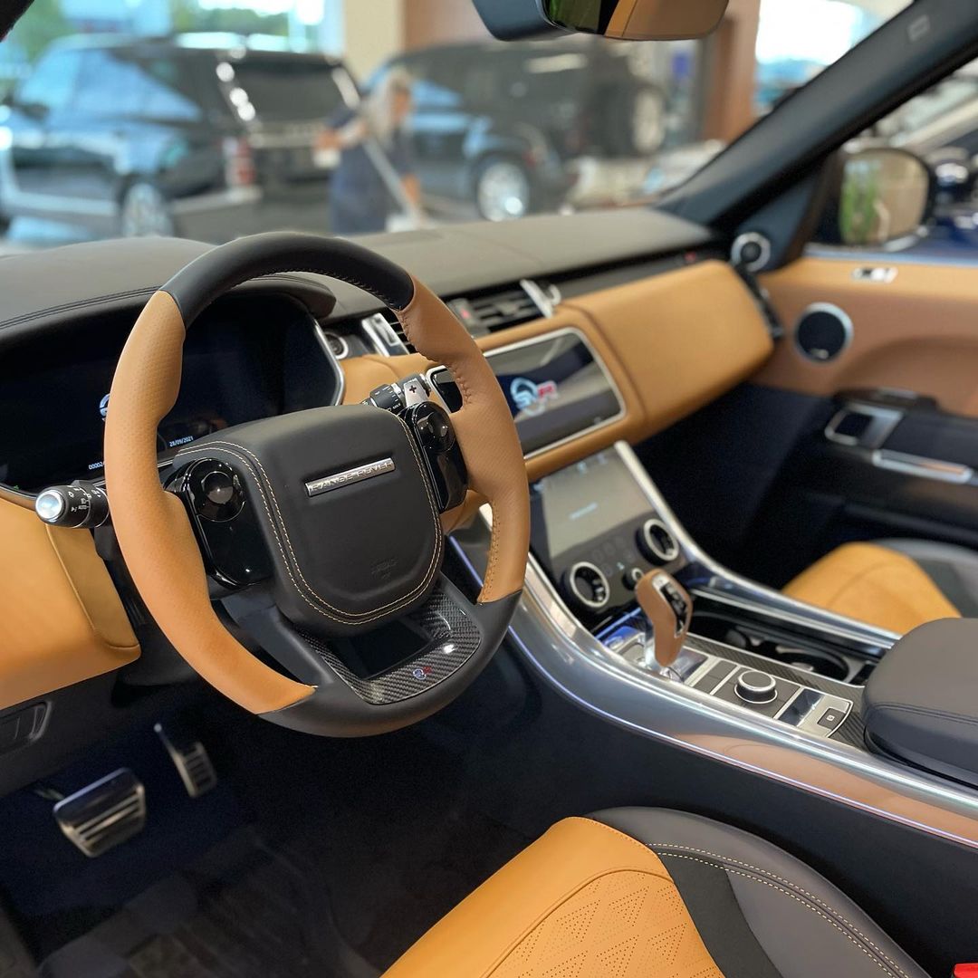 landroverparsippany_243283183_410468013824387_5129589930714665432_n