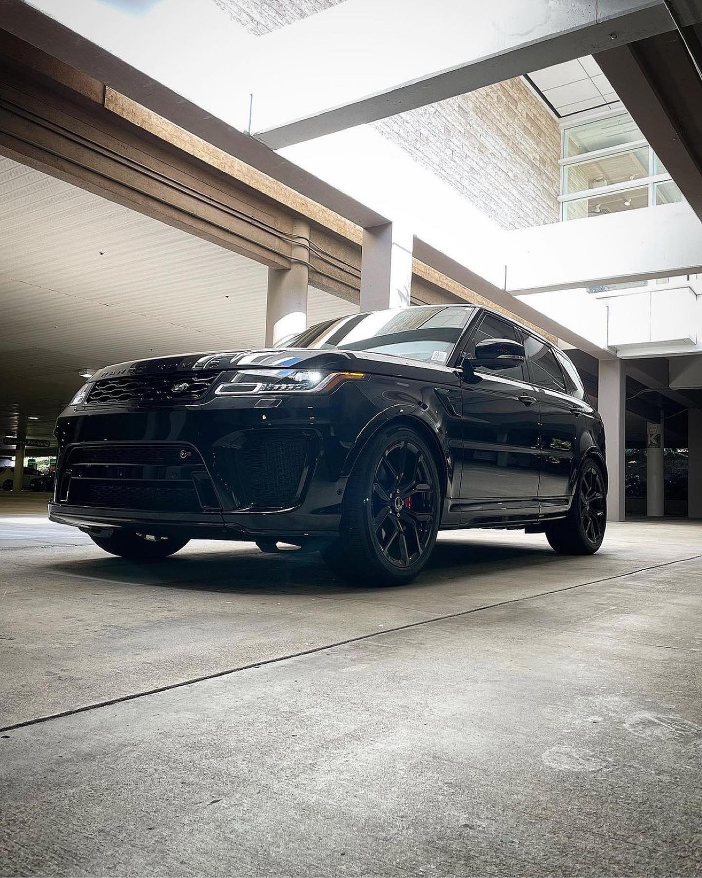 landrovernewportbeach_278652874_1007170209892956_2843293274123579663_n