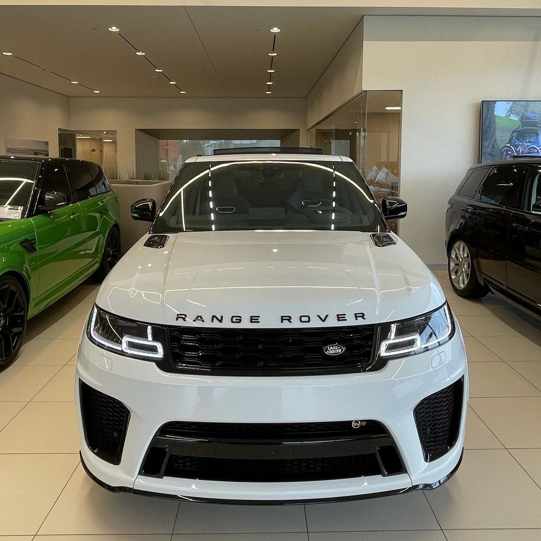 landroverparsippany_242738479_3991594187613586_2562503618607804177_n