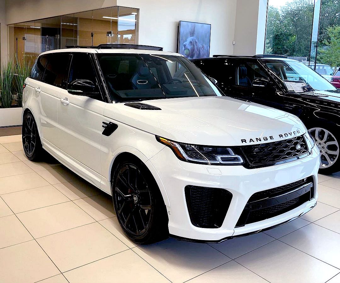 landroverparsippany_242854123_589425469137844_2940613961962849393_n