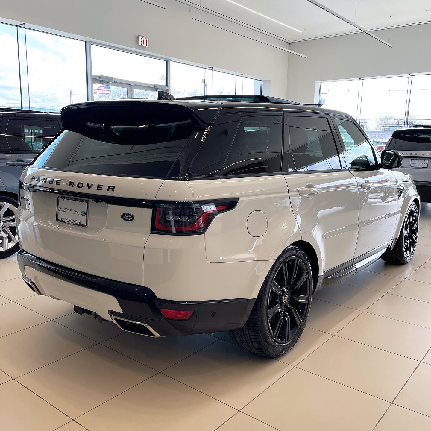 landroverparsippany_274013037_936917070528146_2727197988518743887_n