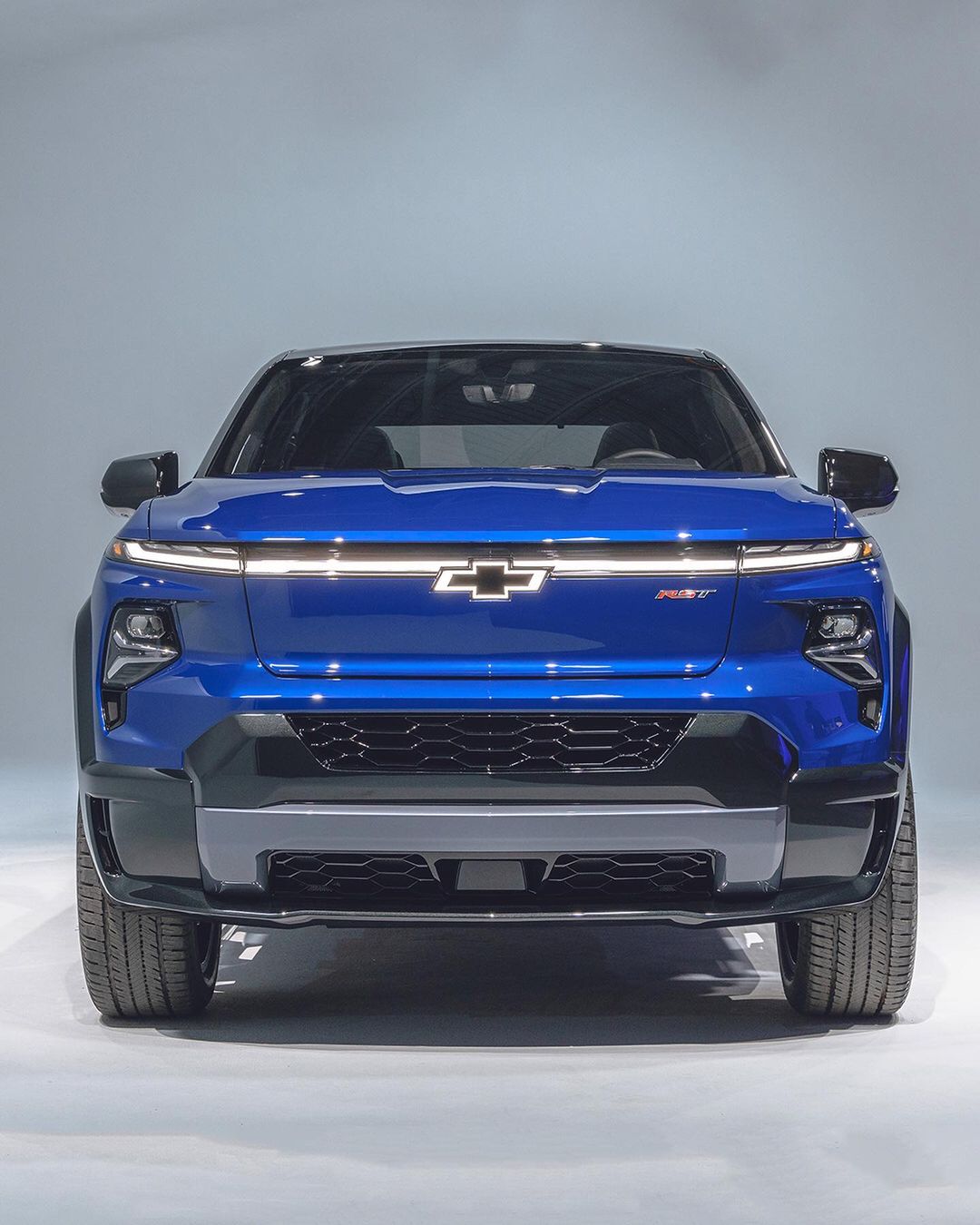 caranddriver_271425920_484907639720950_2331595272949953963_n