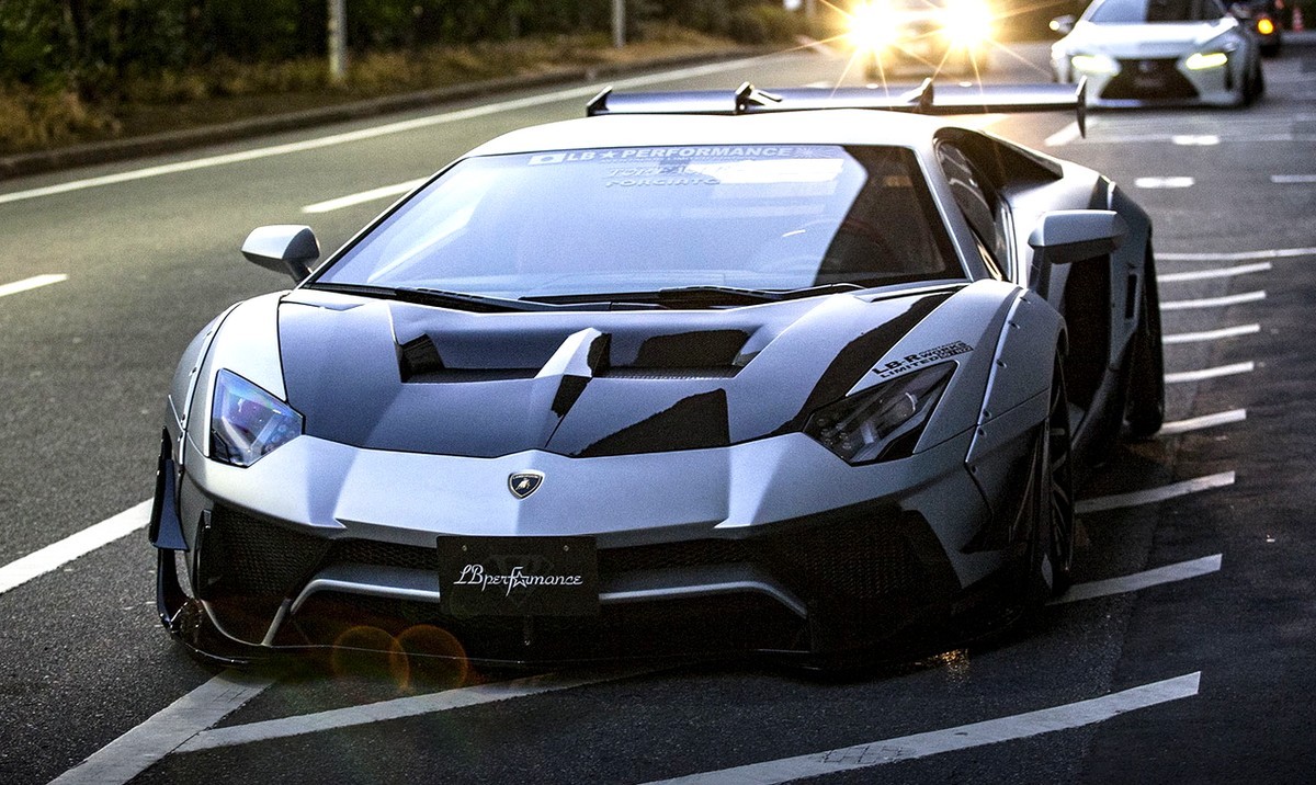 lamborghini-aventador-limited-liberty-walk-2
