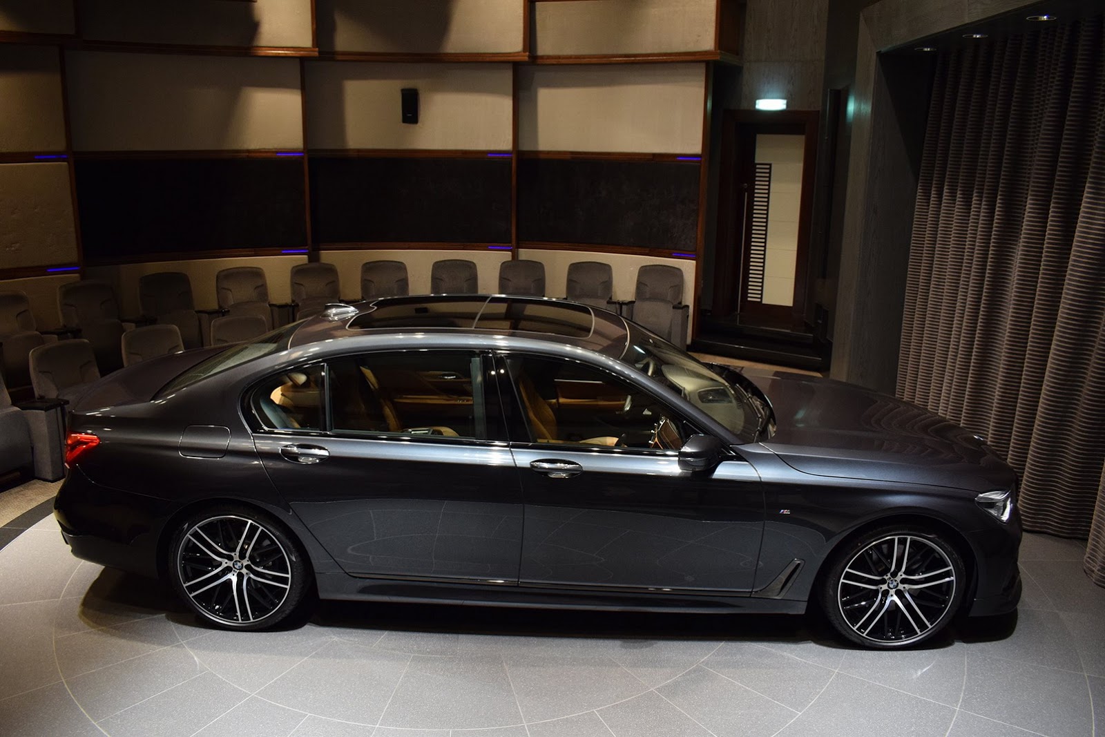 bmw-abu-dhabi-750li-3ddesign-4