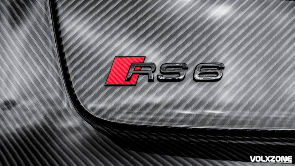 Carbon-Fiber-Audi-RS6-22