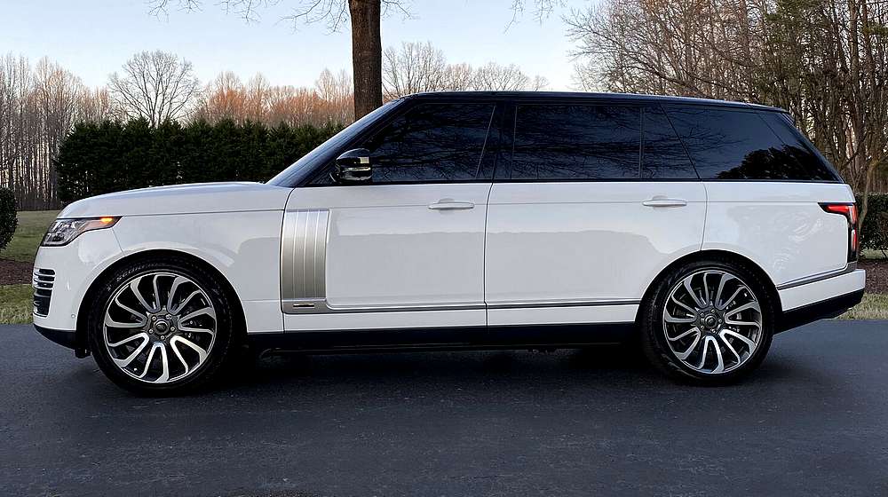 2020-Long-wheelbase-Range-Rover-Dreamworks-Motorsports