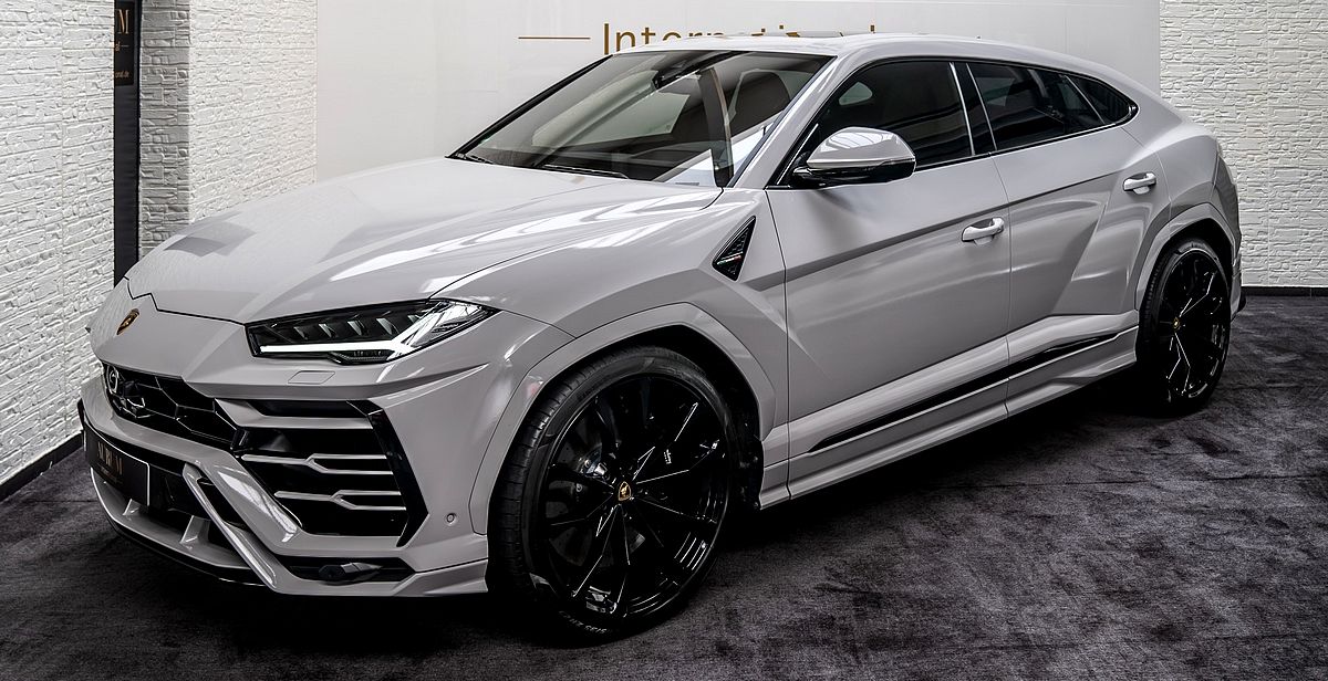321Urus_1