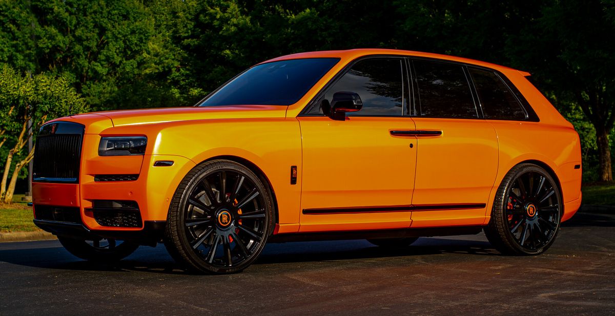 OBJ-Orange-Rolls-Royce-Cullinan.jpg