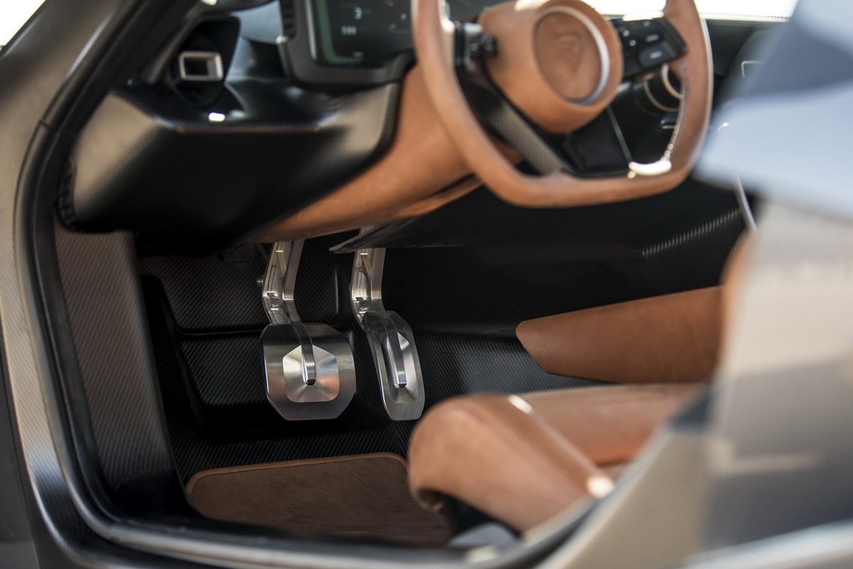 Rimac_c_two_30