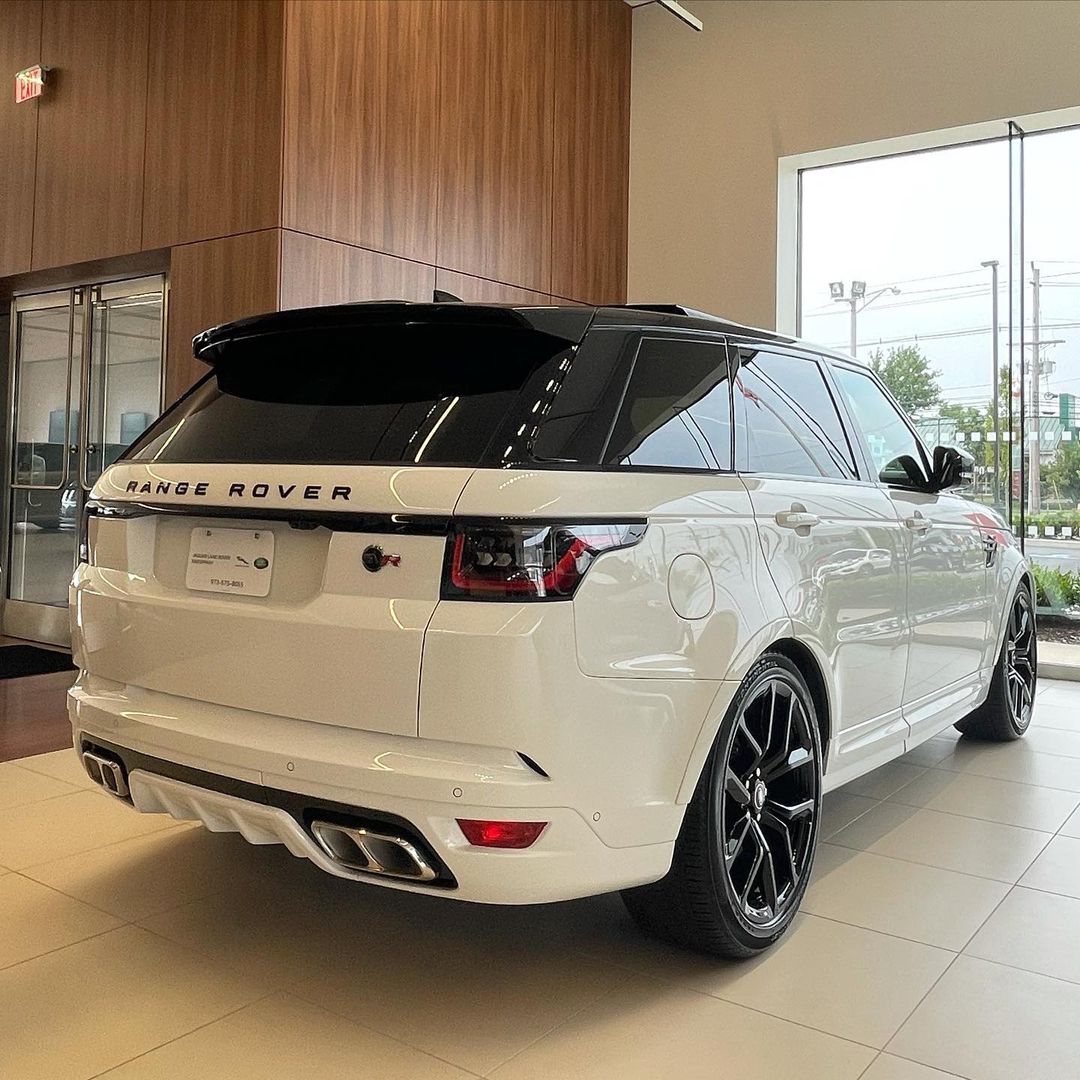 landroverparsippany_212661855_1275291519595847_715739081886652073_n