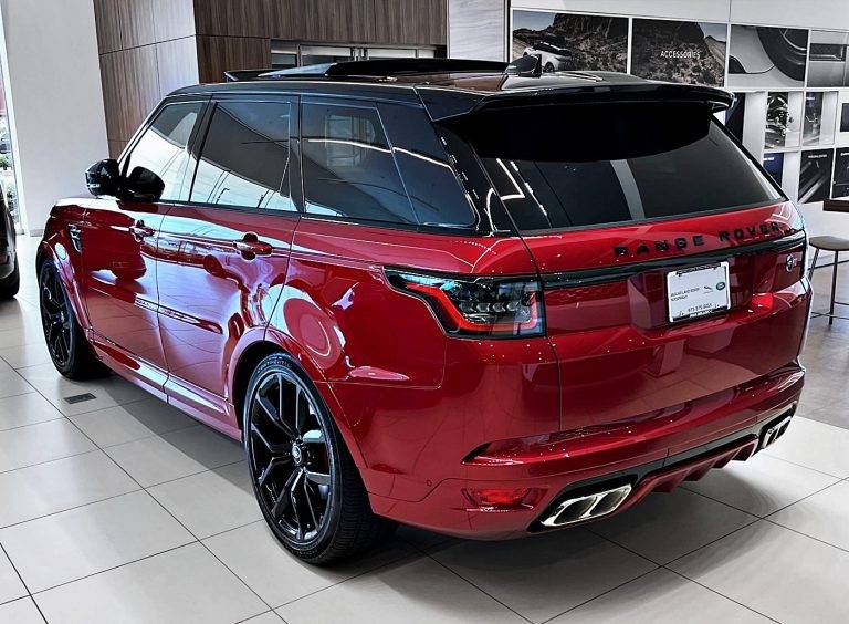 2022-Red-Black-Range-Rover-SVR-Carbon-Edition