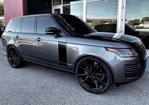 Custom-Range-Rover-Vogue-Sitting-on-Vossen-Wheels-CLEAN