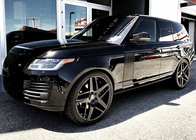 Full-Black-Range-Rover-Autobiography-on-Custom-Black-Wheels-BEAST