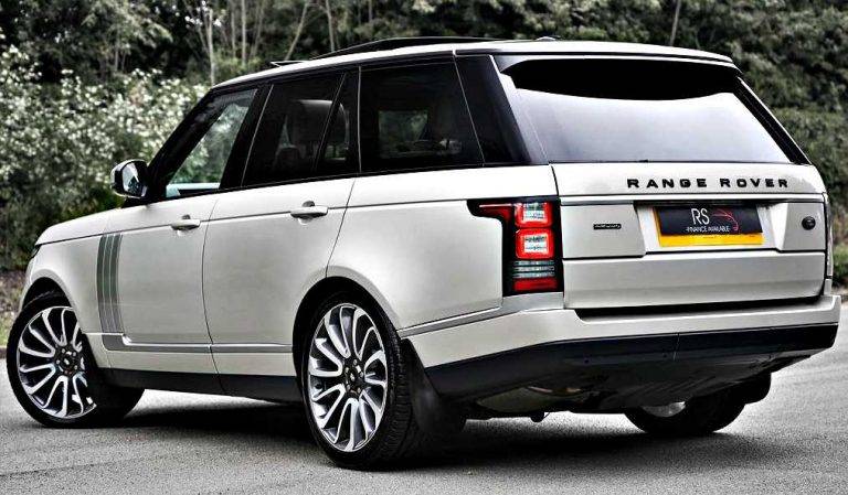 fully-loaded-range-rover-vogue-autobiography