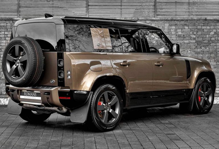 2022-Gondwana-Stone-Land-Rover-Defender-110-X-P400