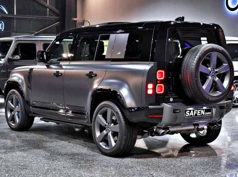 2022-Land-Rover-Defender-V8-Carpathian-Edition