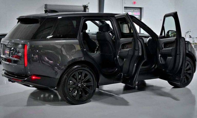 2022-Range-Rover-Vogue
