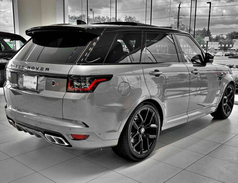 Range-Rover-SVR-Carbon-Edition