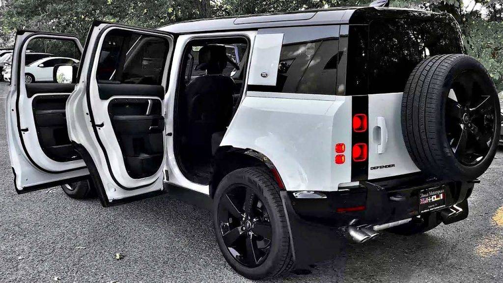 2022 Land Rover Defender 110 V8 Carpathian Edition