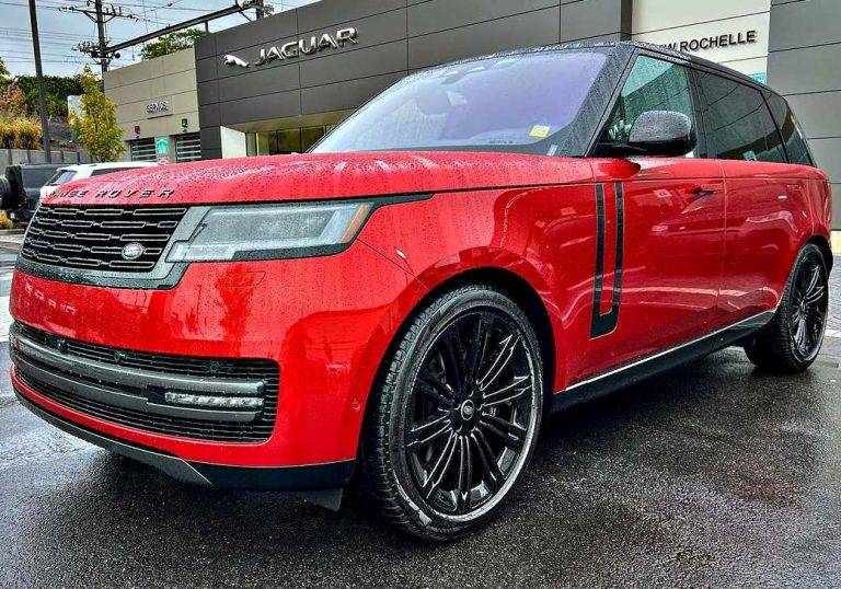 2023-Range-Rover-LWB-in-SV-Sanguinello-Orange