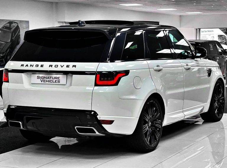 Fuji-White-Range-Rover-Sport