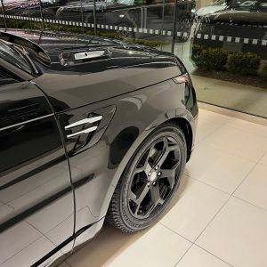 Range Rover Black