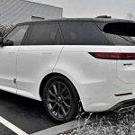 2023-Range-Rover-Sport-in-Fuji-White
