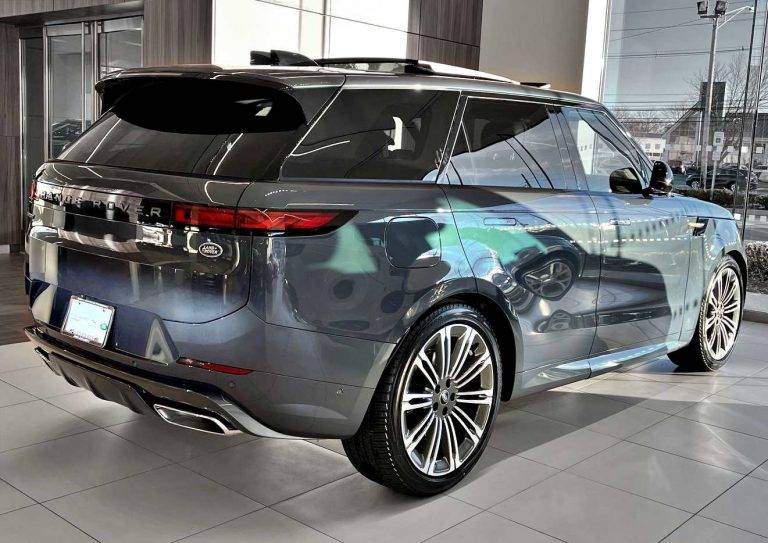 2023-Varisene-Blue-Range-Rover-Sport