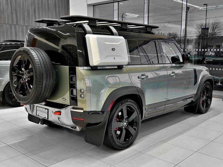 Pangea-Green-Land-Rover-Defender