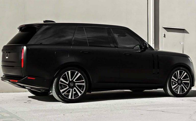 2023-Range-Rover-Vogue