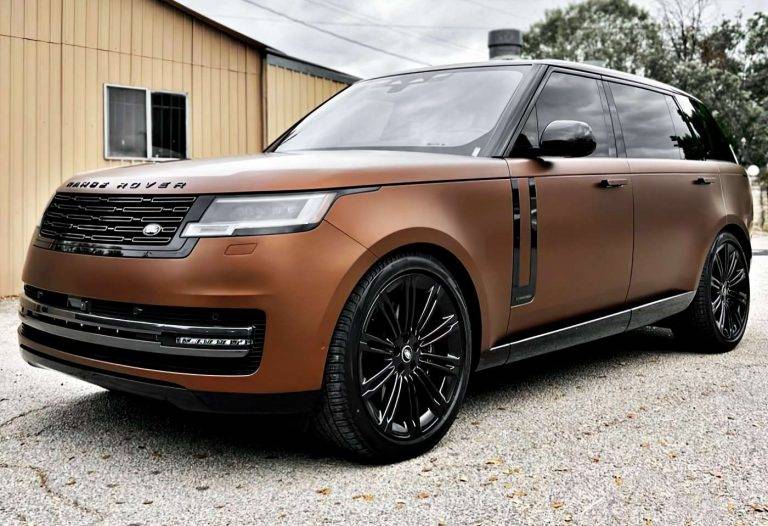 2023-Matte-Anodized-Bronze-Range-Rover-HSE-Autobiography