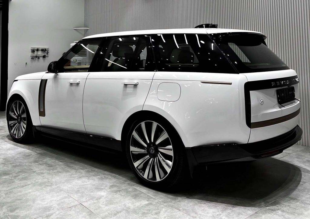 Range Rover SV Lansdowne Edition